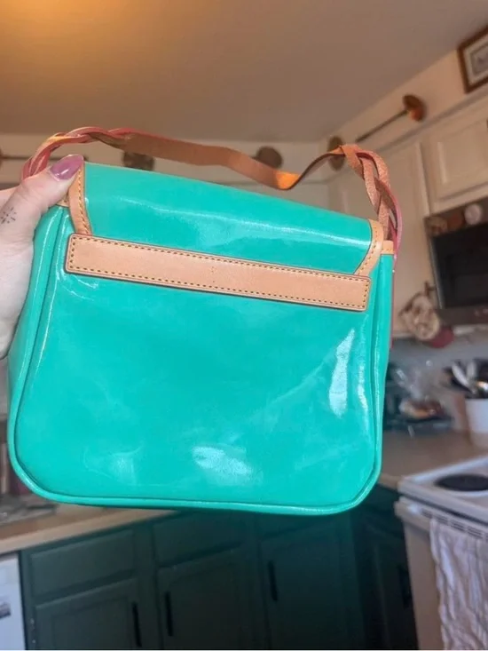 Dooney & Bourke Teal Patent Leather Shoulder Bag Tan Trim - Picture 6 of 6